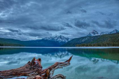 Wintry view of a lake and mountains